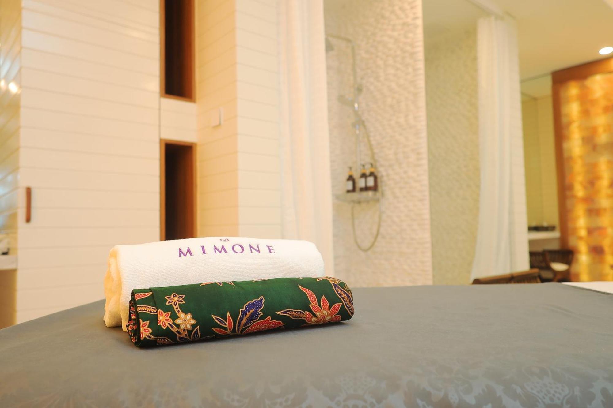 The Riyaz Lavanya Langkawi 판타이체낭 외부 사진 A folded bath towel